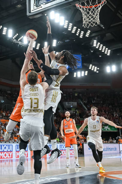 海男篮和广 海男篮和广